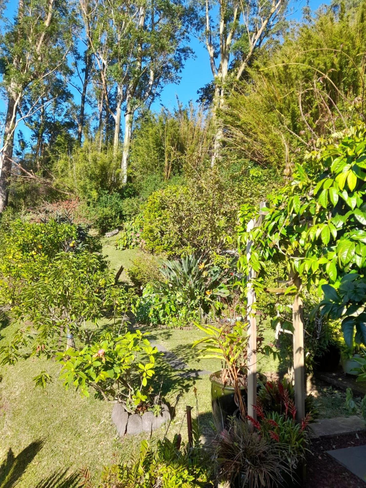 Le Val Rambaud Bed & Breakfast Saint-Denis Bagian luar foto